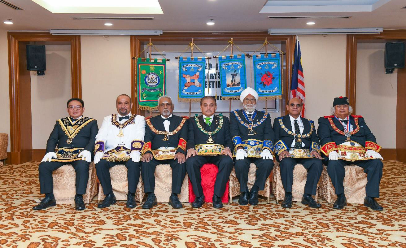 M.W. Grand Master with Participating M. W. Grand Masters